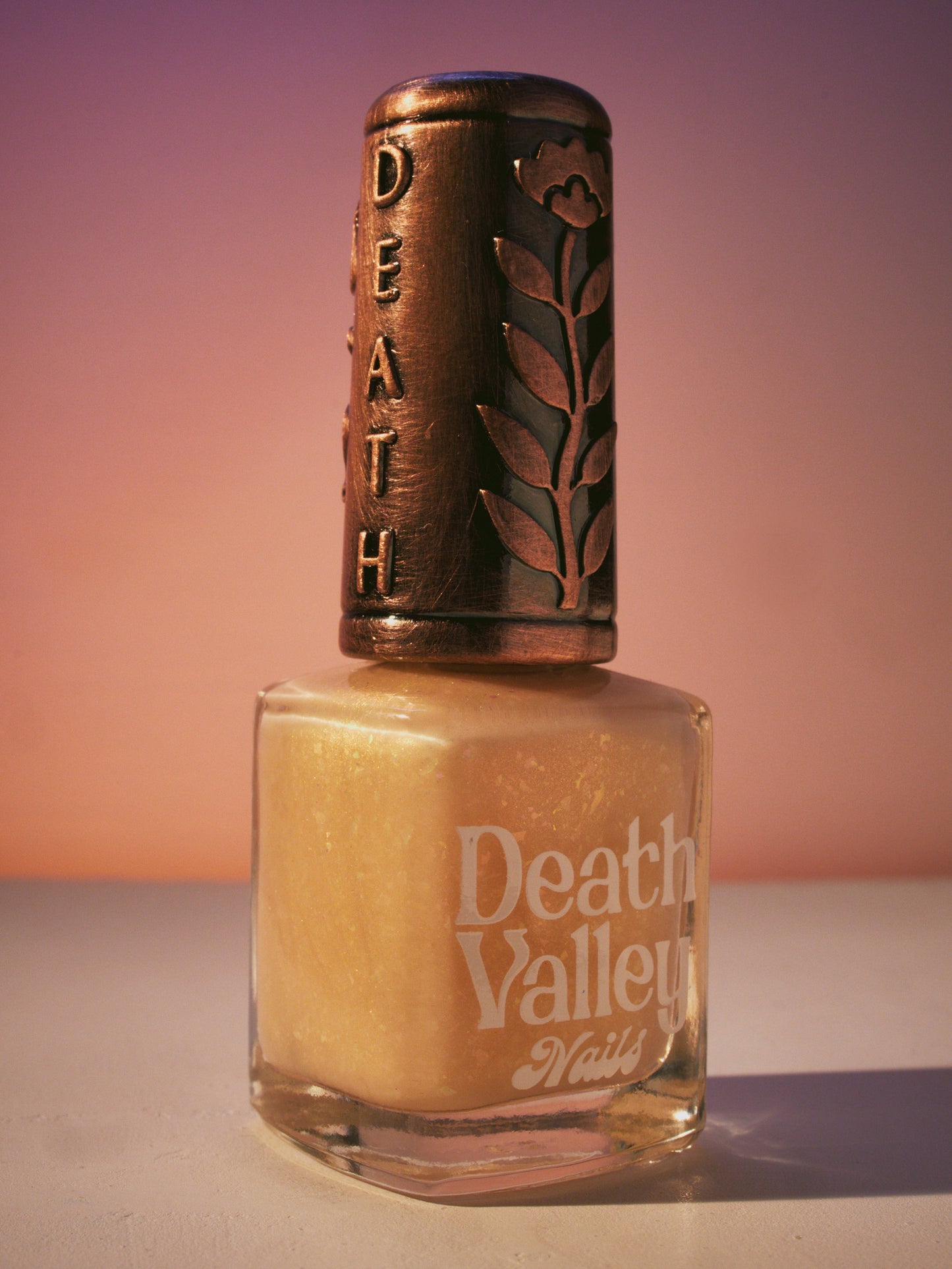 YUCCA IN BLOOM (photochromatic)