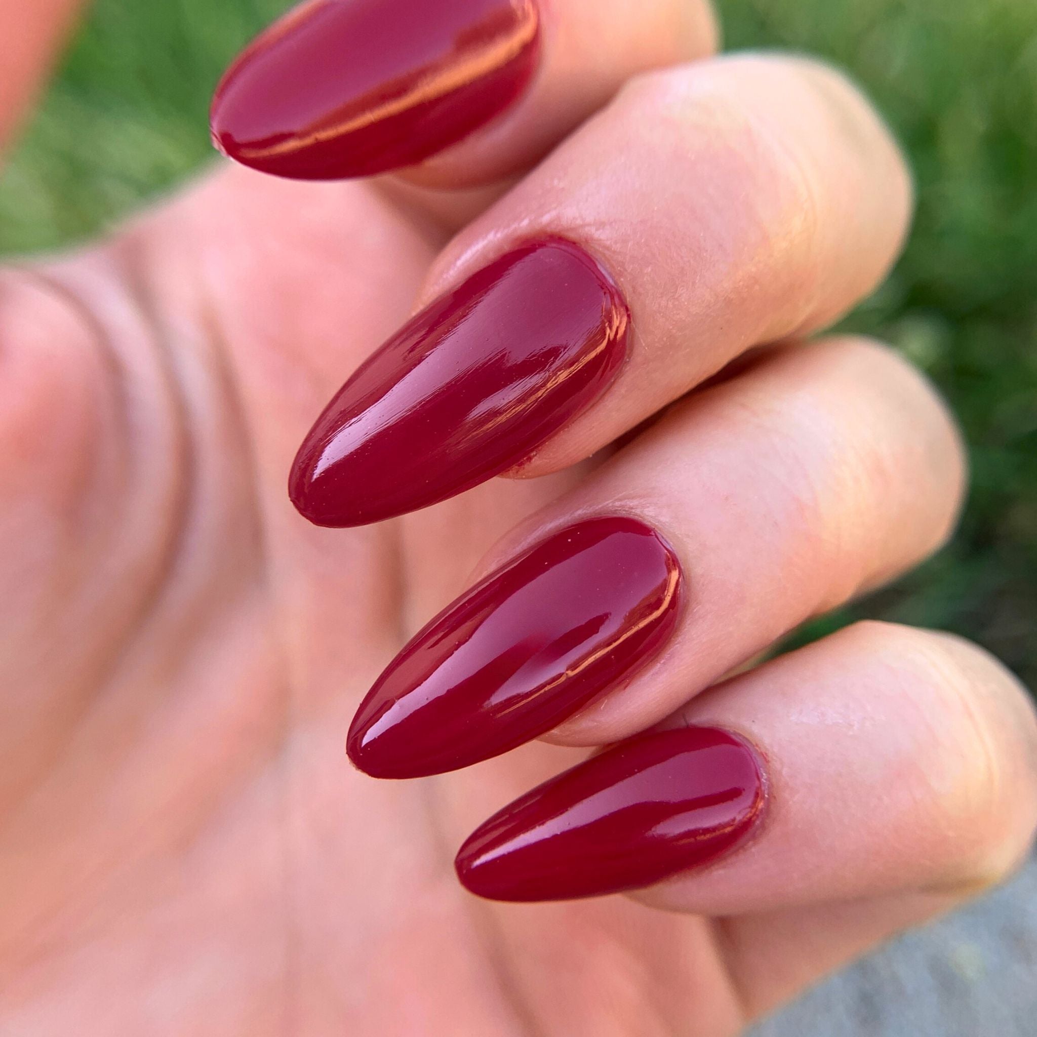 KISSIN' KATE'S RATTLESNAKE VENOM – Death Valley Nails