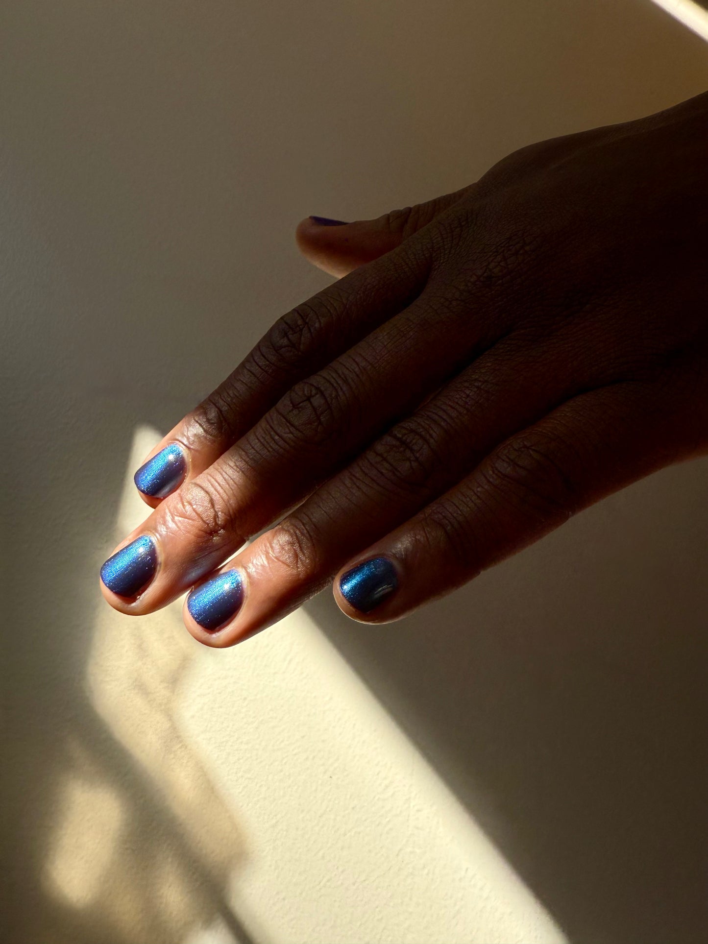 QUIETUDE (or swallowing certain unhappiness) (magnetic)