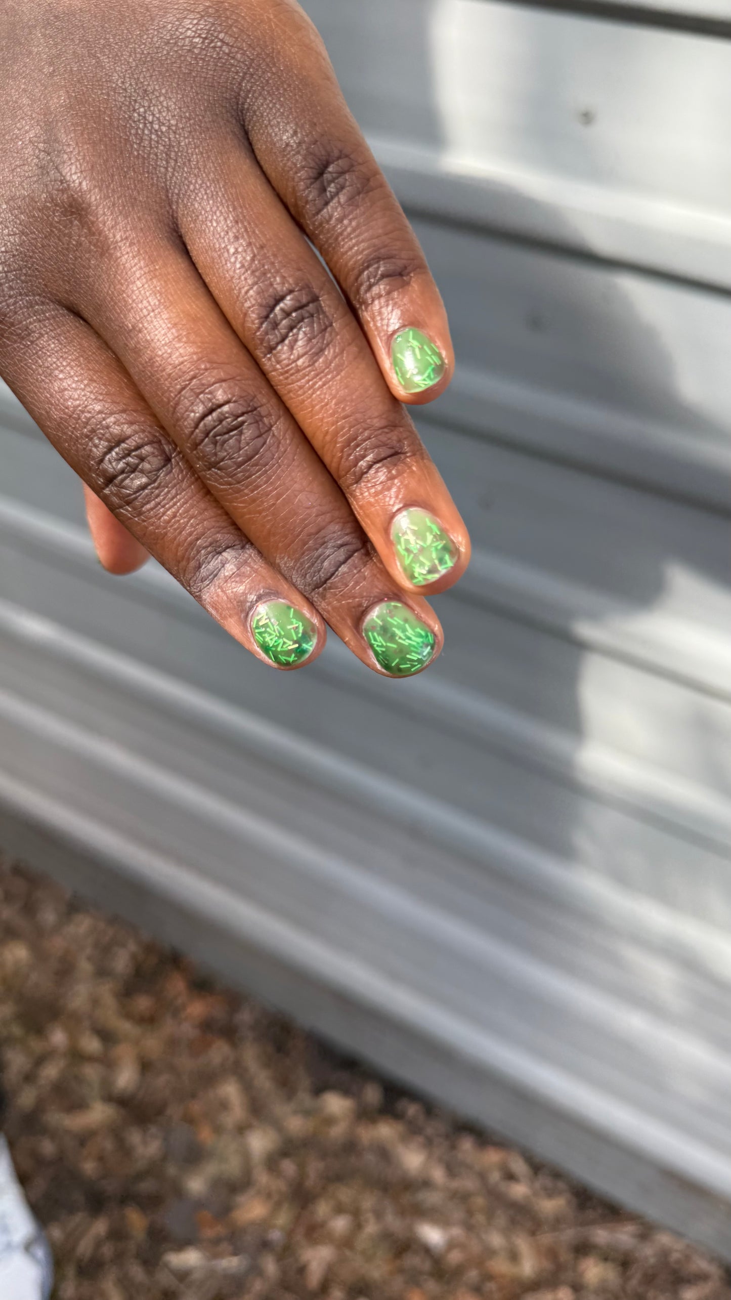 DECONSTRUCTED GARLAND (thermal)