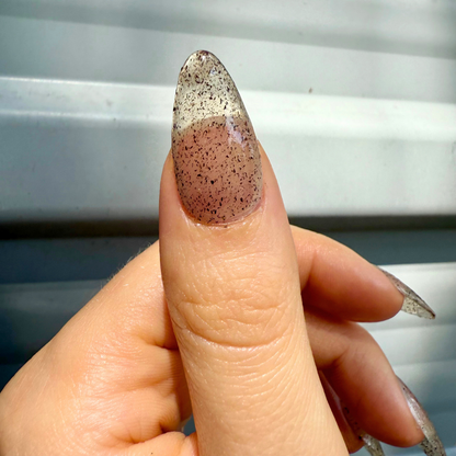 BROWN PENCIL (Graphite Grit)