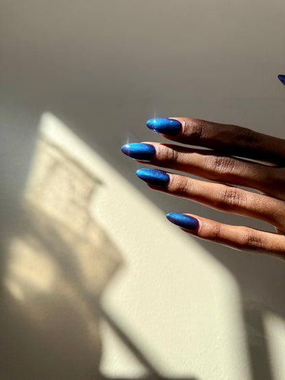 QUIETUDE (or swallowing certain unhappiness) (magnetic)