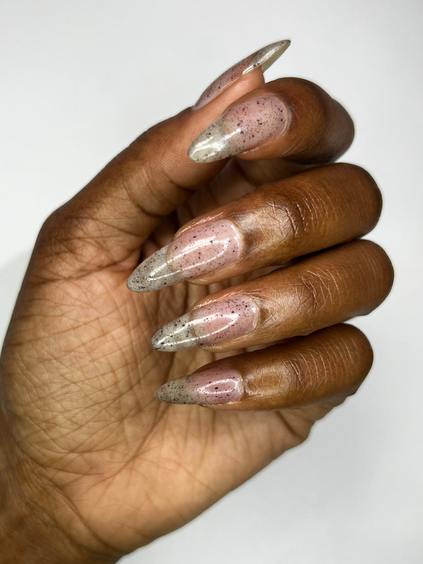 BLACK PENCIL (Graphite Grit) – Death Valley Nails