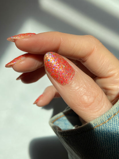 FLAMING HOT CHEETO DUST