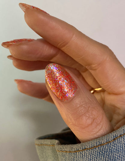 FLAMING HOT CHEETO DUST