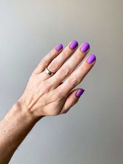 PRETTY IN A HANDSOME WAY (matte)