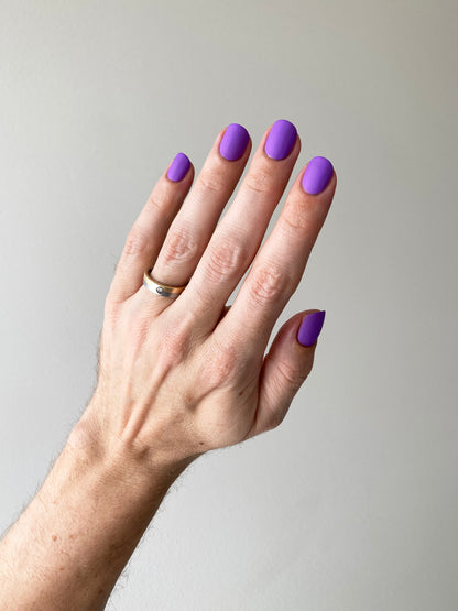 PRETTY IN A HANDSOME WAY (matte)