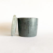 Load image into Gallery viewer, Sandalwood + Black Pepper (two-wick / small)