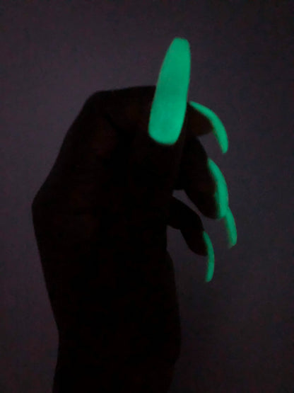 GRIS-GRIS OF THE BOG (glow)