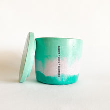Load image into Gallery viewer, Oakmoss + Sage + Amber (two-wick / small)